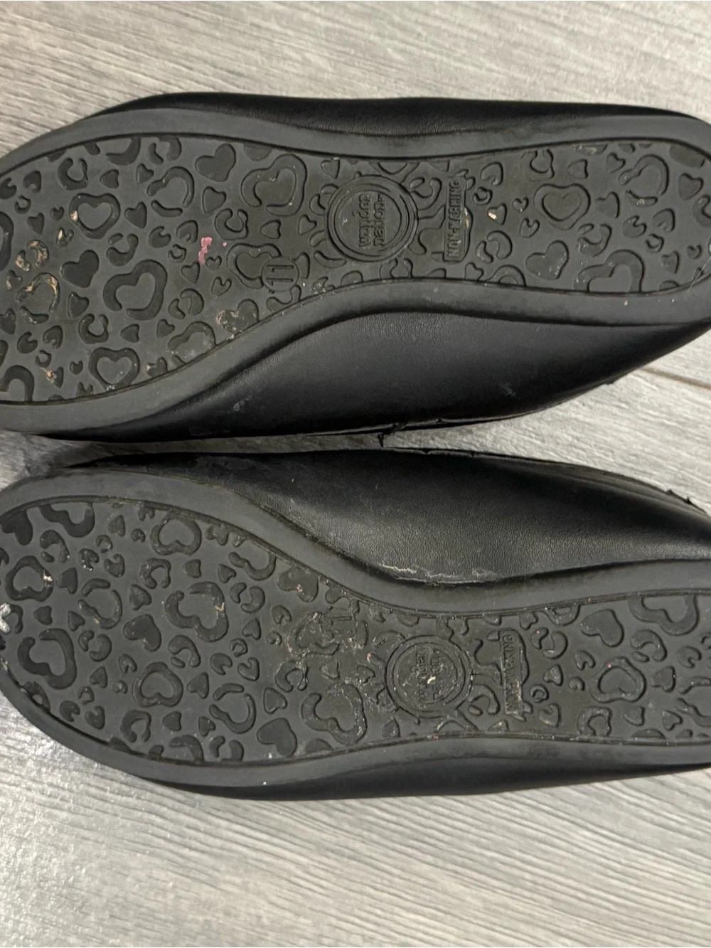 wonder nation Black Ballet Flats with Elastic Strap